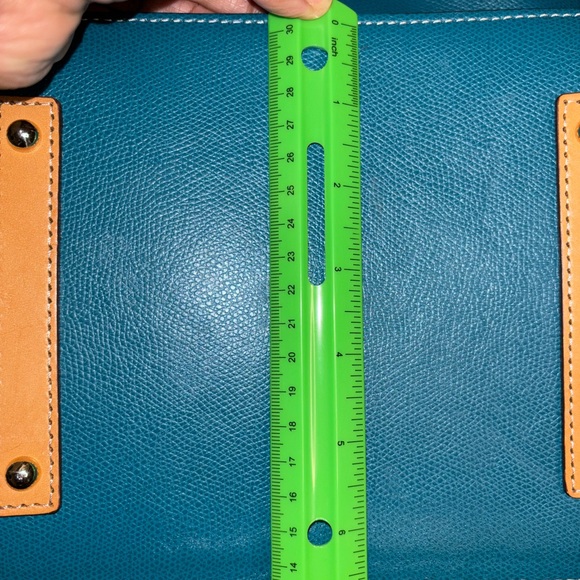 Hand bag, bucket style, draw string, turquoise, colorful inside, feet on bottom - Picture 9 of 11